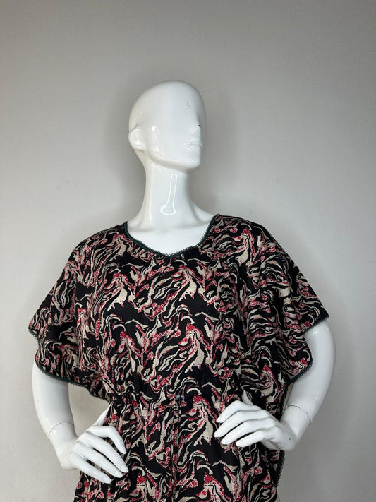 Old Rose and Onyx printed Pure Cotton V-Neck Kaftan With Matching Border Lace And Adjustable Tie Free Size (Suits for bra size 34″- 40″) | 54-56 Inch Length