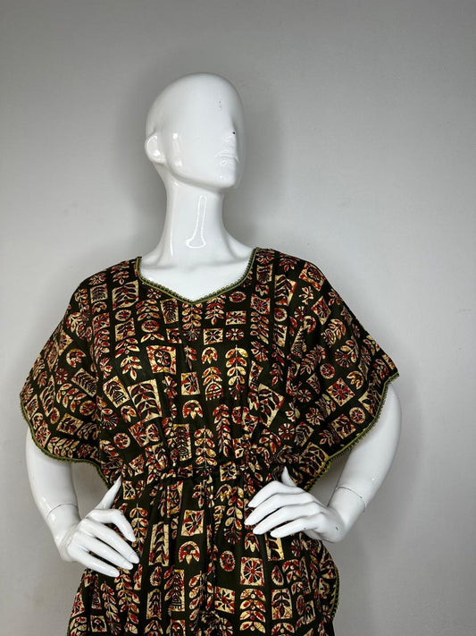 Onyx and Peach Gold printed Pure Cotton V-Neck Kaftan With Matching Border Lace And Adjustable Tie Free Size (Suits for bra size 34″- 40″) | 54-56 Inch Length