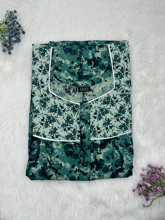 Deep Jungle Green Printed Mix N Match Square Neck Pleated Cotton Nighty With Centre -8″ Zip Short Sleeve Free Size (Suits for bra size 34″- 40″ | 54-56 inch length )