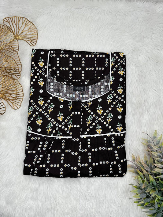Onyx Printed Mix N Match Square Neck Pleated Cotton Nighty With Centre -8″ Zip Short Sleeve Free Size (Suits for bra size 34″- 40″ | 54-56 inch length