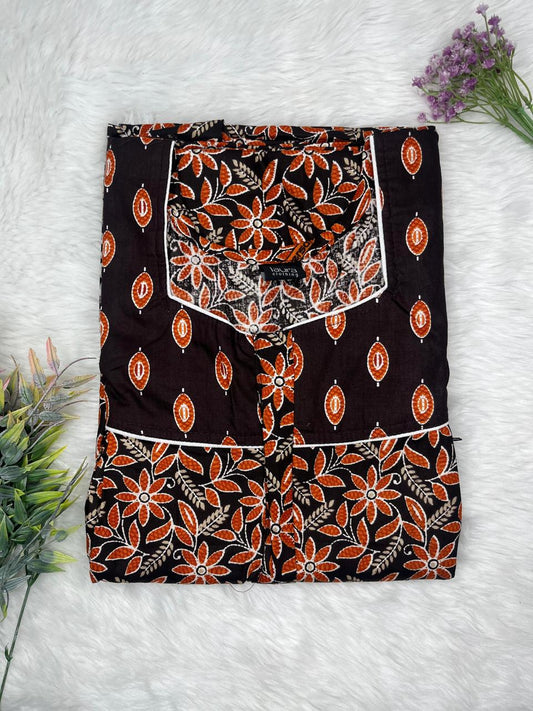 Zinnwaldite Brown and Onyx Printed Square Neck Pleated Pure Cotton Feeding Nighty With Two Side Vertical Zip and Single Centre Zip Free Size Short Sleeve (Suits for bra size 34″- 40″ | 54-56 inch length)